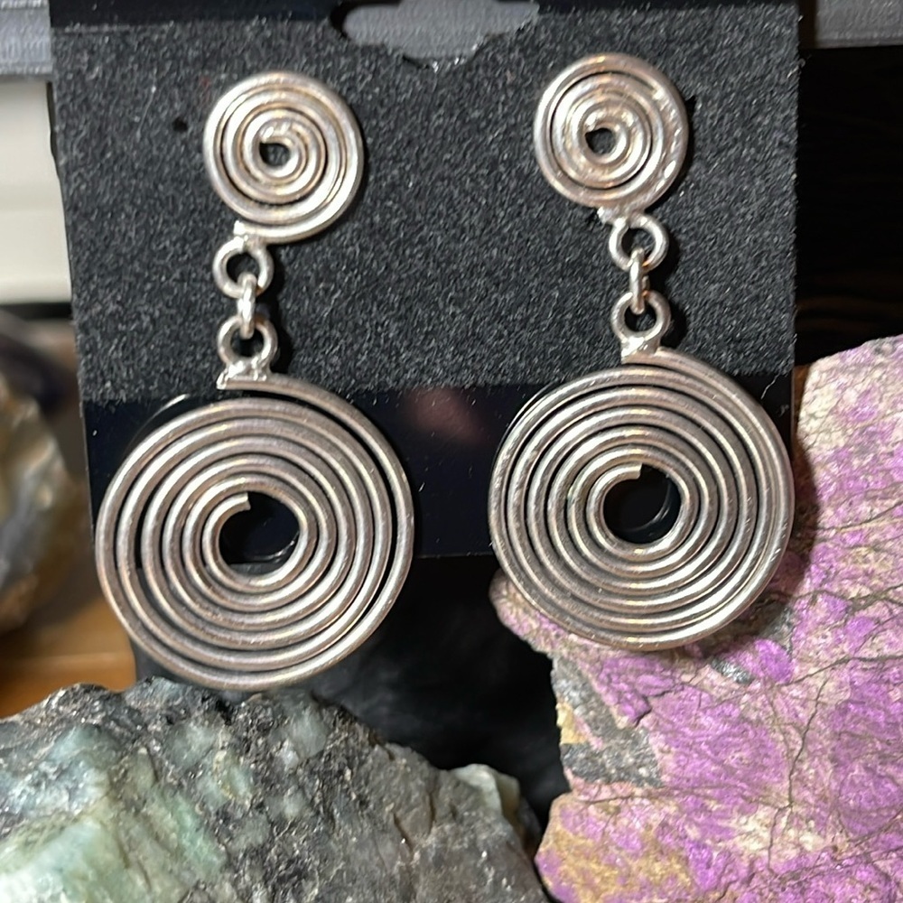 925 Sterling Silver infinity earrings